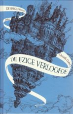 9789024587223 Dabos, Christelle - Spiegelpassante 01 De ijzige verloofde